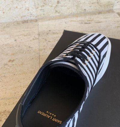 Venice Low Top Sneakers