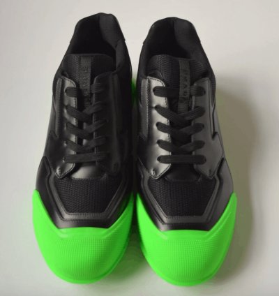 15 Contrast Dipped Front Sneakers