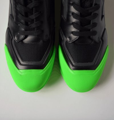 15 Contrast Dipped Front Sneakers