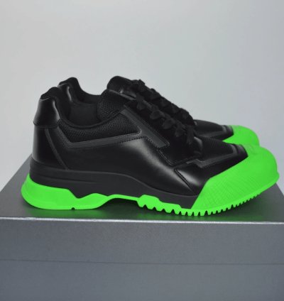 15 Contrast Dipped Front Sneakers