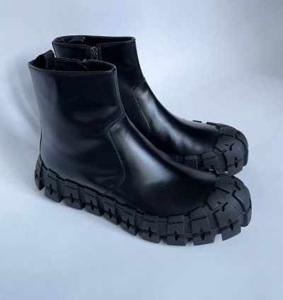 19 Tyre Sole Boots