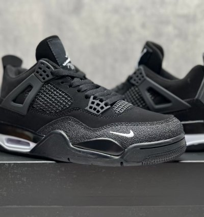 Nigel Sylvester - Jordan 4 Black White