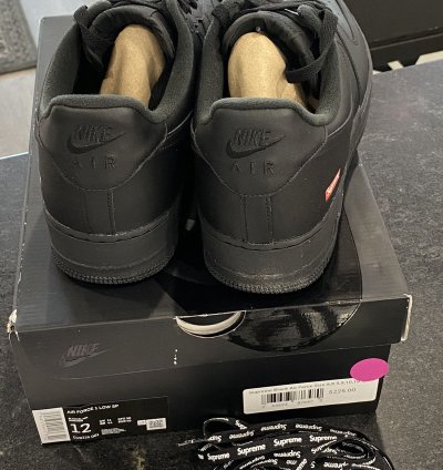 Air Force 1 Low Black Supreme Sz 12