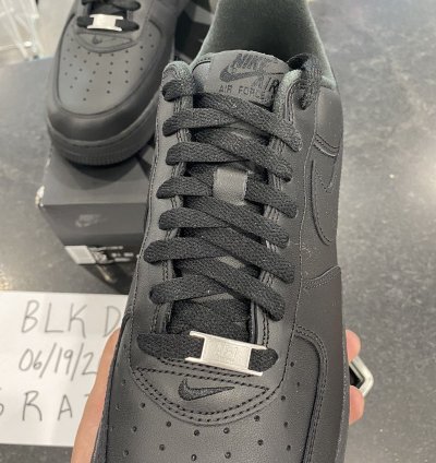 Air Force 1 Low Black Supreme Sz 12