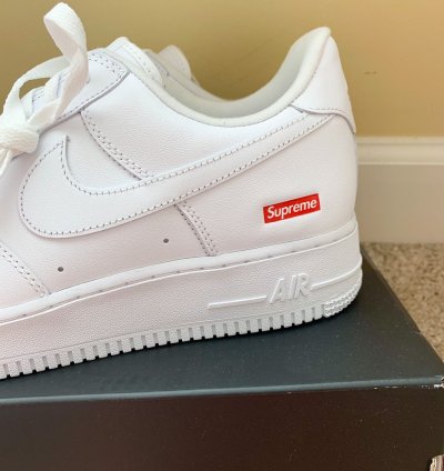 Air Force 1 Low White Supreme