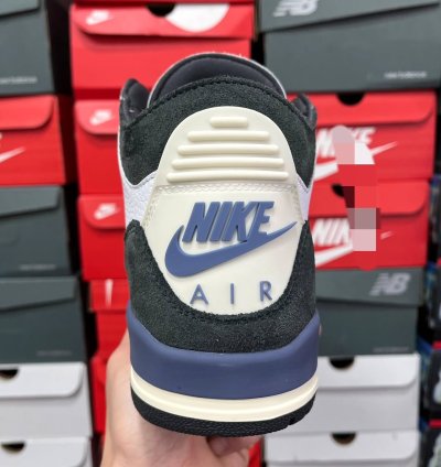 Air Jordan 3 Retro Og Sp A Ma Maniére Diffused Blue