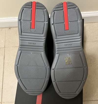 America Cup Soft Rubber Sneaker Sz 43