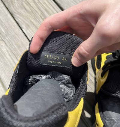 Americas Cup Yellow Patent Size 9 5