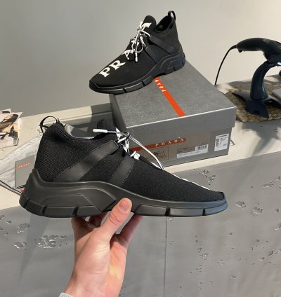 Bnwt Prada Knit Low Top Sneaker