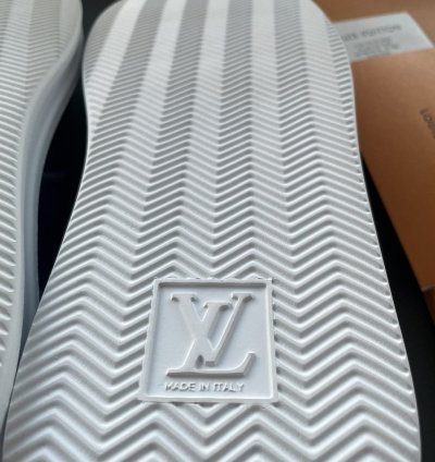 Brand New Limited Edition Lv Monogram Beverly Hills Sneakers