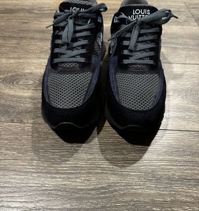 Brand New Louis Vuitton Runaway Sneakers