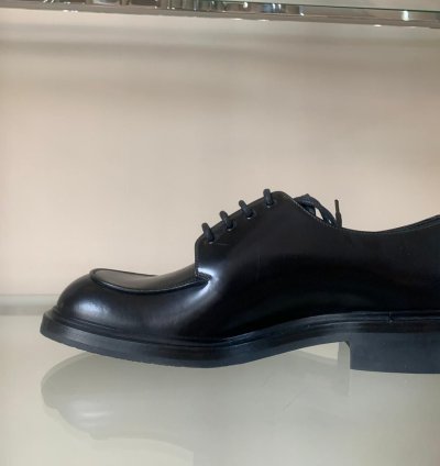 Brushed Leather Derby In Black