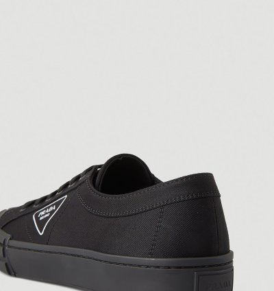 Cassetta Wheel Sneakers