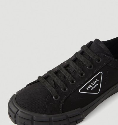 Cassetta Wheel Sneakers