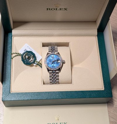 Rolex Datejust 31 Azurro With Diamonds Bezel Floral Face Gold Steel Jubilee