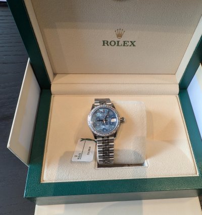 Rolex Datejust 31 Azurro With Diamonds Bezel Floral Face Gold Steel Jubilee
