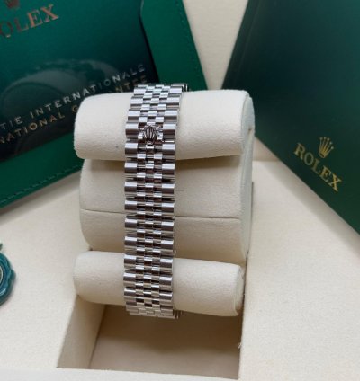 Rolex Datejust 31 Blue Floral Motif Dial Stainless Steel Diamond Bezel Jubilee Bracelet