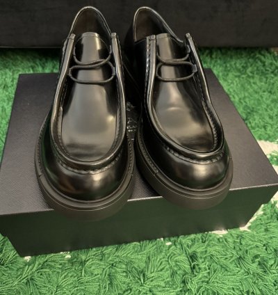 Diapason Opaque Brushed Leather Lace-up Shoes