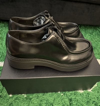 Diapason Opaque Brushed Leather Lace-up Shoes