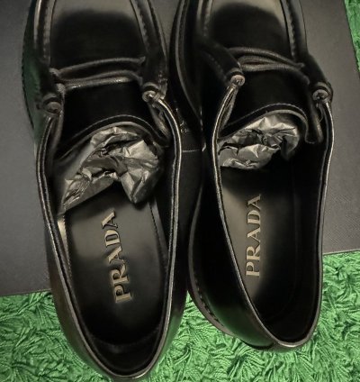 Diapason Opaque Brushed Leather Lace-up Shoes