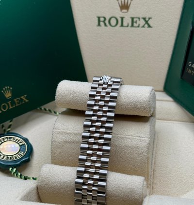 Rolex Datejust 31 New 2024 Pink Index Dial Diamond Bezel Stainless Steel Jubilee Bracelet