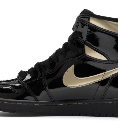 1 Retro High Black Metallic Gold 2020