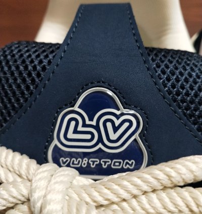 Flower Detail Skate Sneaker
