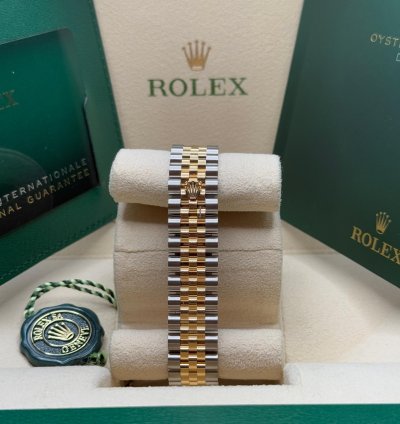 Rolex Datejust 31 New 2024 White Roman Dial Scatter Diamond Bezel Two Tone Yellow Gold Jubilee