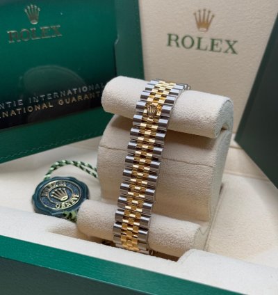 Rolex Datejust 31 New 2024 White Roman Dial Scatter Diamond Bezel Two Tone Yellow Gold Jubilee