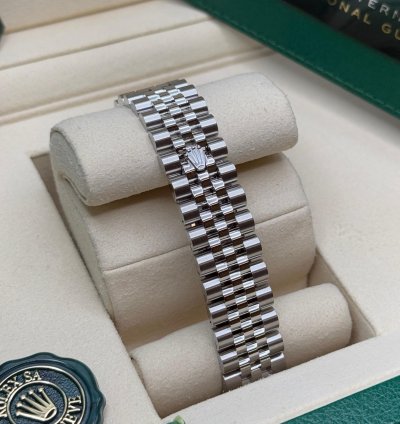 Rolex Datejust 31 New 2025 Blue Floral Diamond Dial Stainless Steel Scattered Diamond Jubilee
