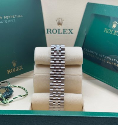 Rolex Datejust 31 New 2025 Blue Roman Dial Diamond Bezel Stainless Steel Jubilee