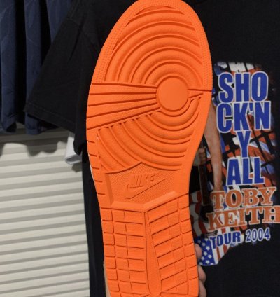 Jordan 1 High Electro Orange