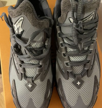 Last Drop Louis Vuitton Tativ Sneakers