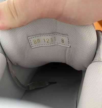 Louis Vuitton Argent Chrome Sneaker
