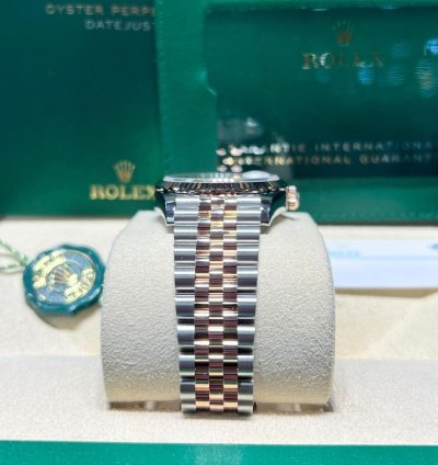 Rolex Datejust 36 126231 Datejust 36mm Steel 18k Rose Gold Mop Diamond Dial Jubilee