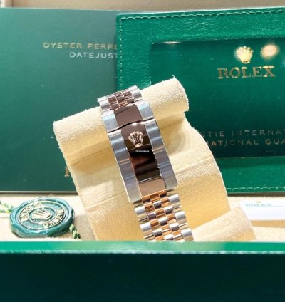 Rolex Datejust 36 126231 Datejust 36mm Steel 18k Rose Gold Mop Diamond Dial Jubilee
