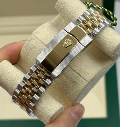 Rolex Datejust 36 126233ng White Jubilee