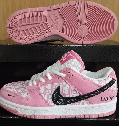 Dior Pink X Nike Sb Dunk Low Pro