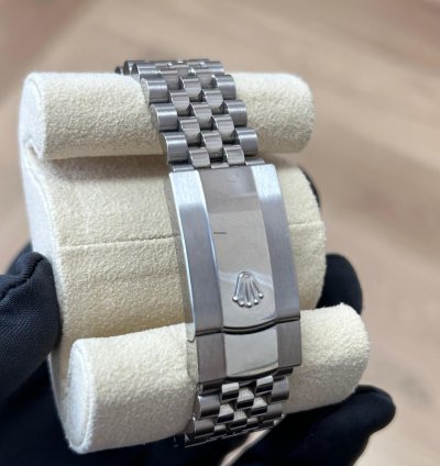Rolex Datejust 36 2023 Pink Roman Diamond Dial Diamond Bezel Stainless Steel Jubilee