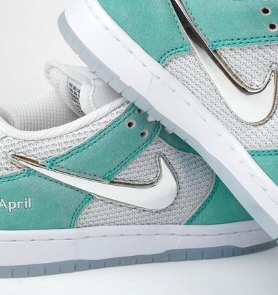 Nike Sb Dunk X April Skateboards Low Pro - Racer Blue Metallic Shoes
