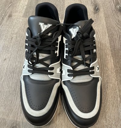 Louis Vuitton Lv Black White Trainer