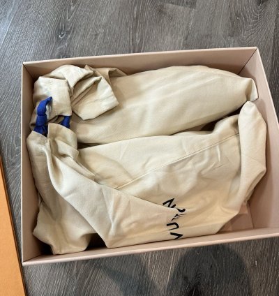 Louis Vuitton Lv Black White Trainer