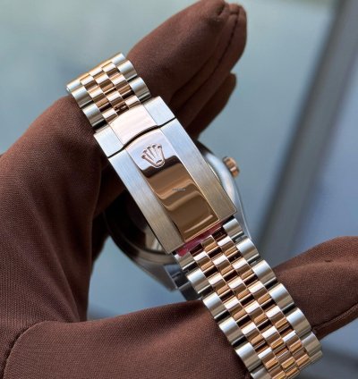 Rolex Datejust 36 Full Set 2024 Unworn