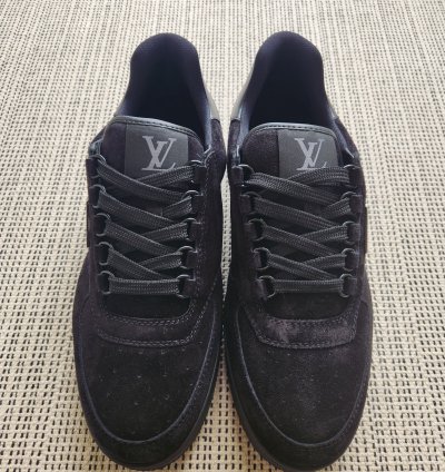 Louis Vuitton Lv Trainer Staff Sneakers