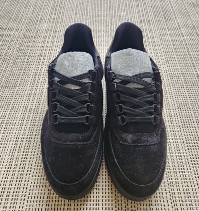 Louis Vuitton Lv Trainer Staff Sneakers
