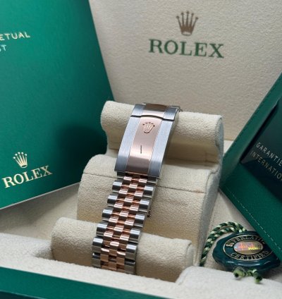 Rolex Datejust 36 New 2024 Mother Of Pearl Diamond Dial Two Tone Rose Gold Fluted Bezel Jubilee