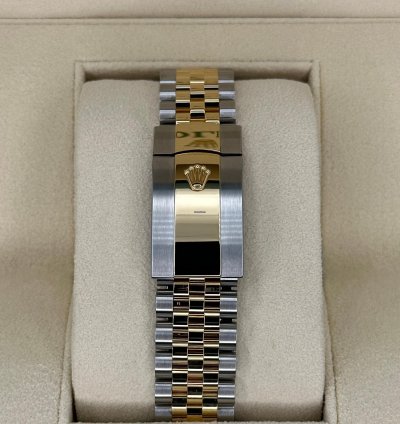 Rolex Datejust 36 New 2025 Datejust 36mm 126233 Mother Of Pearl Diamond Dial