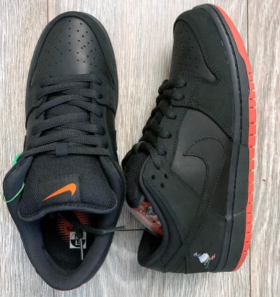 Nike Sb Dunk Pigeon Black