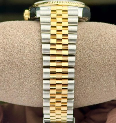 Rolex Datejust 36 Steel Yellow Gold Fluted Silver Roman Diamond Vi Ix Dial Jubilee