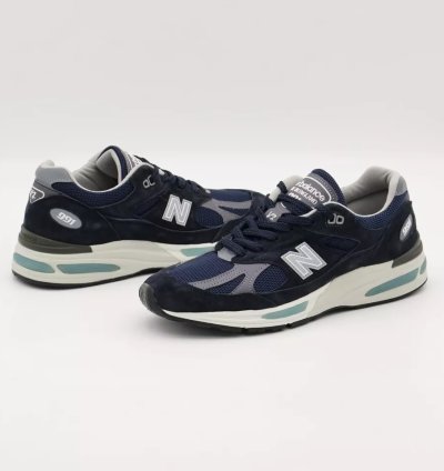 New Balance 991v2 Navy